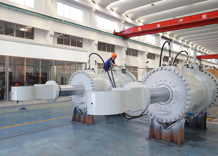 烏東德電站水輪機(jī)接力器，單機(jī)容量85萬(wàn)千瓦